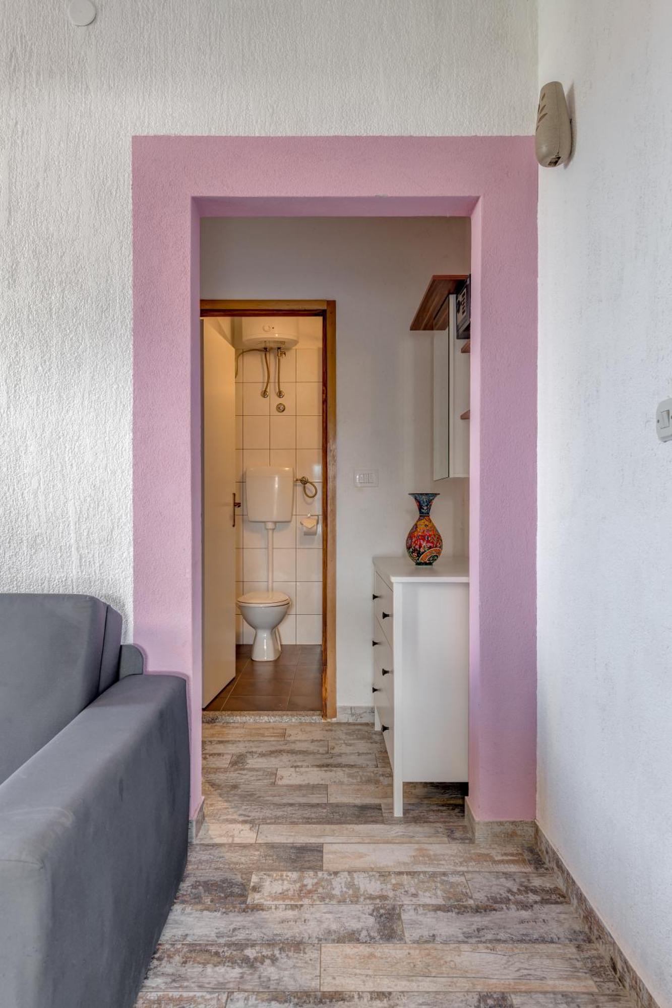 Deepwater House Apartment Slatine Exterior photo